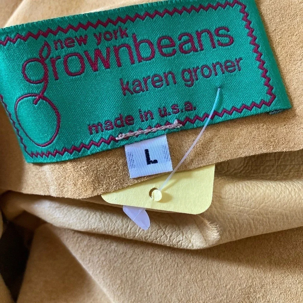 𝅺vtg  Grownbeans by Karen Groner  suede Skirt. LRG . Made in USA.